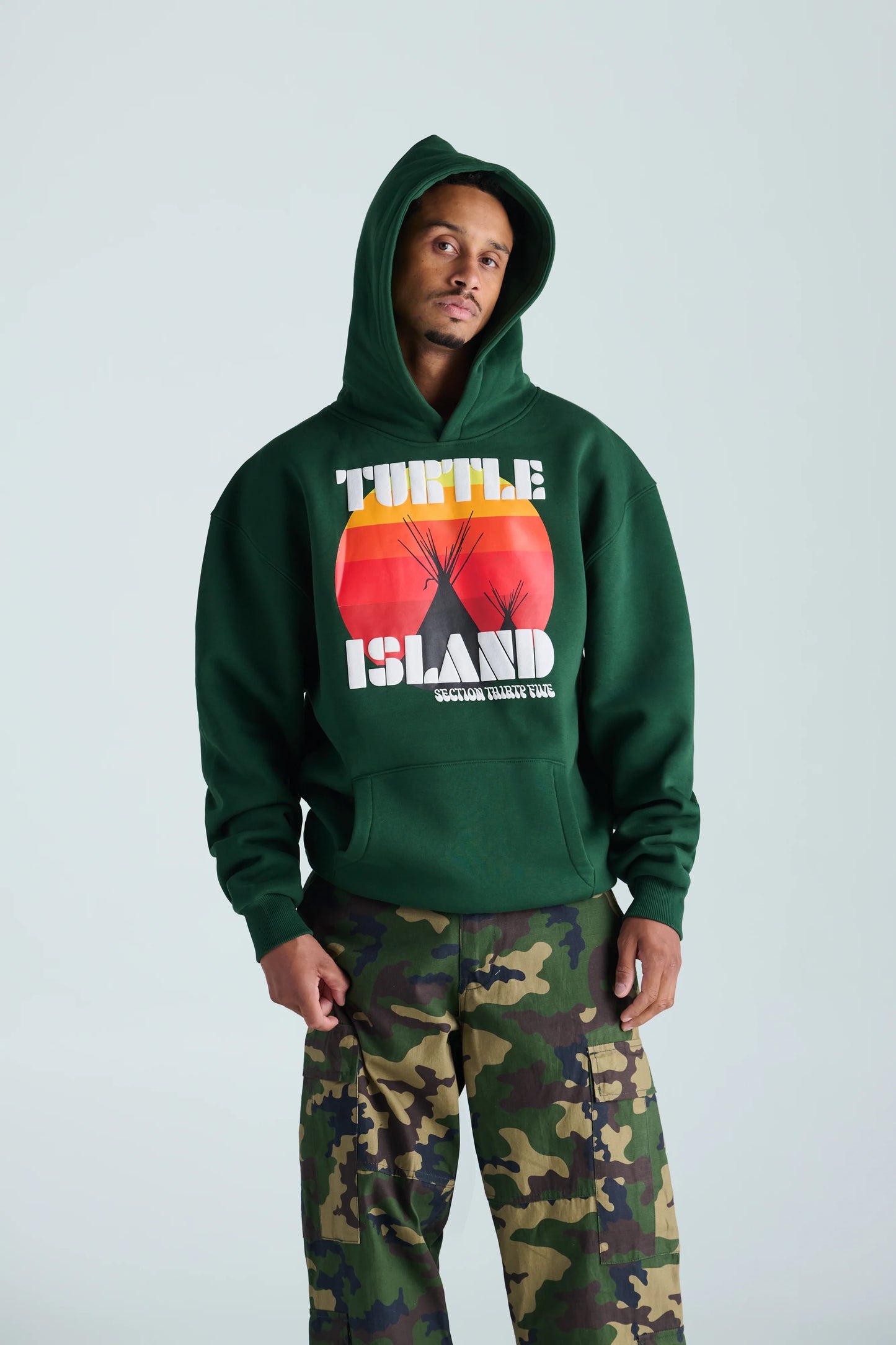 TURTLE ISLAND RE-ISSUE HOODIE - GREEN
